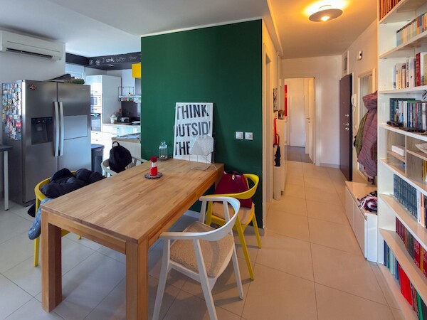 Urejeno stanovanje na Verudi s pogledom na morje in mesto, 88 m²