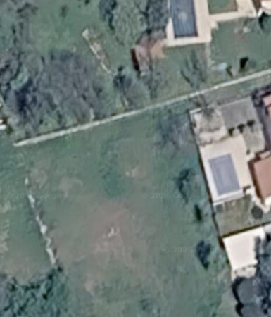 Gradbeno zemljišče 929 m² v mirnem delu Ližnjana